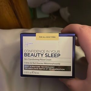Skin transforming pillow cream